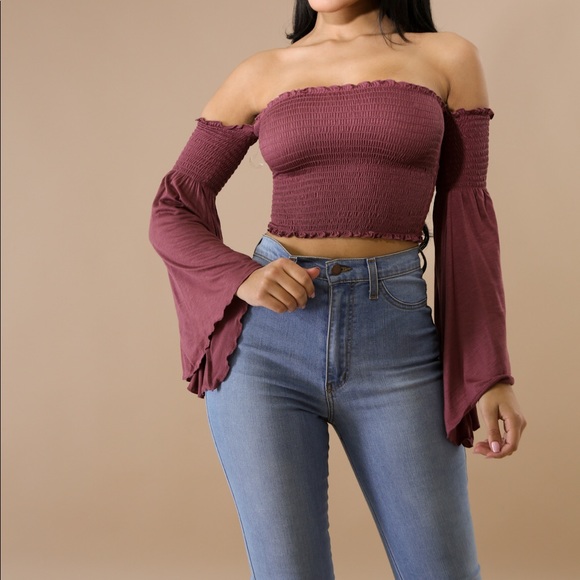 Tops - ONE LEFT Diana Flare Crop Top